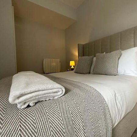 Superior Stay, Sophia Gardens, City Centre And Stadium Sleeps 4 Cardiff Eksteriør billede