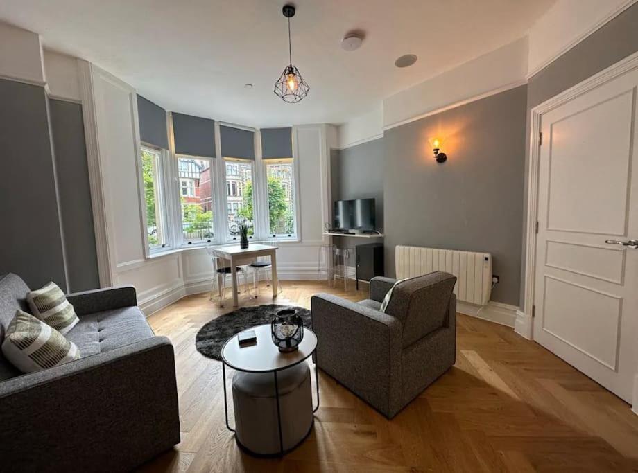Superior Stay, Sophia Gardens, City Centre And Stadium Sleeps 4 Cardiff Eksteriør billede